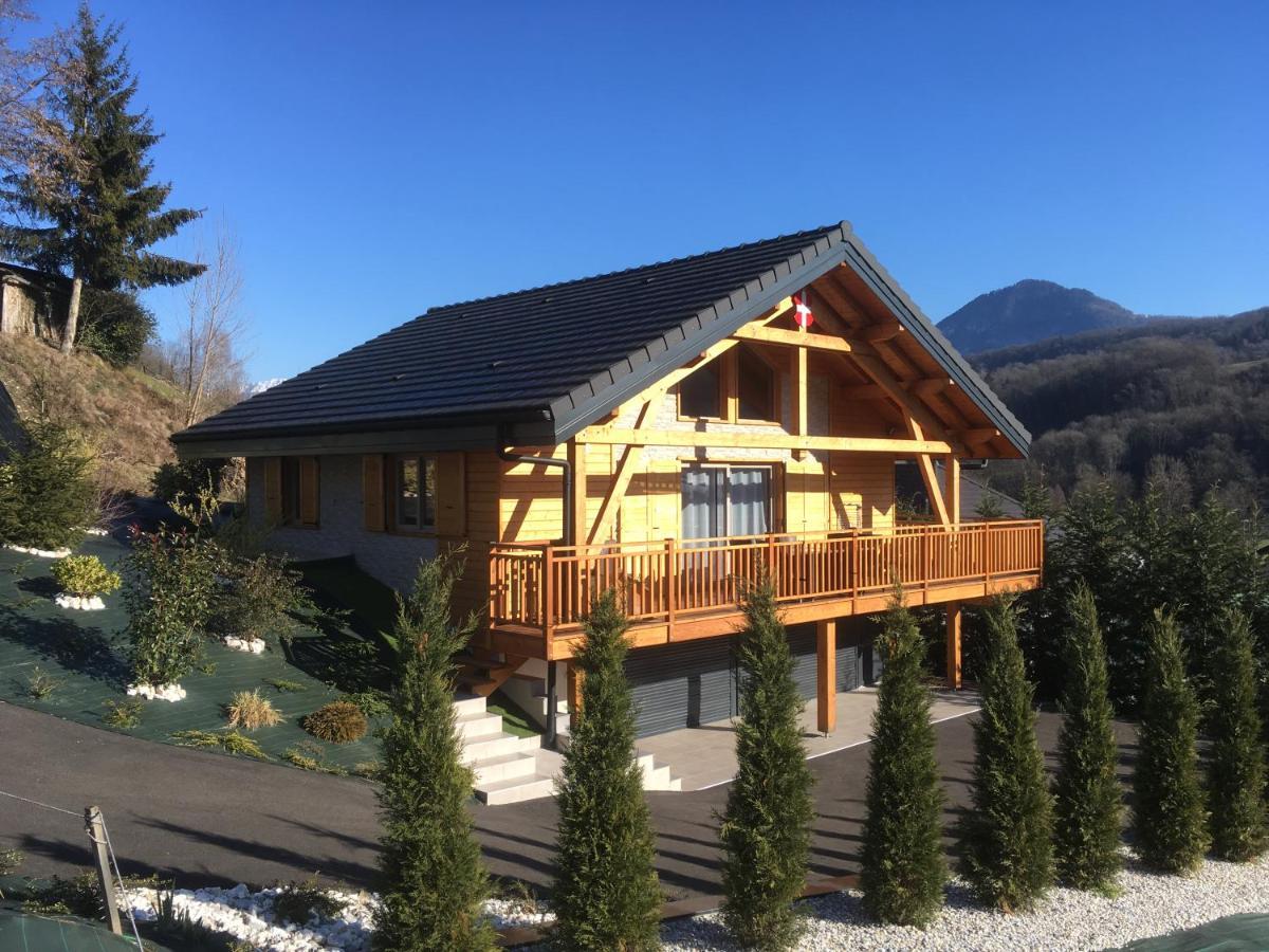 A La Campagne Chalet *